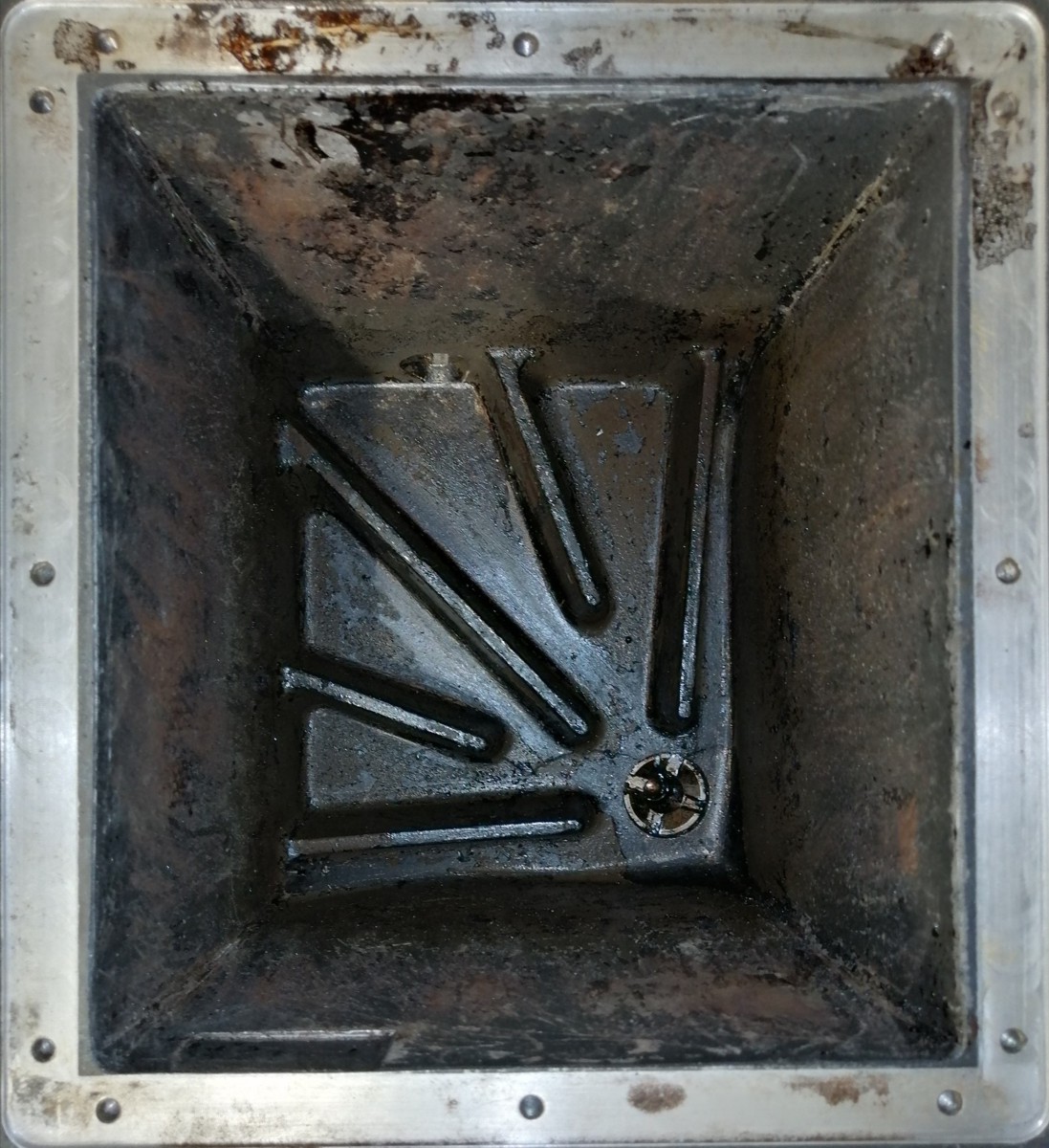 Vasca con rivestimento danneggiato